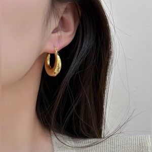 French Style Gold Earrings